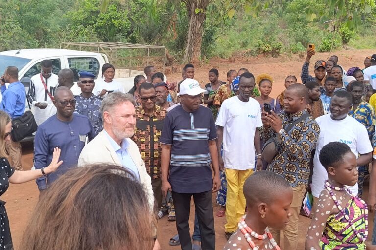 GRASID ONG Accueille une mission de l'Ambassade des Pays-Bas projet PIASN